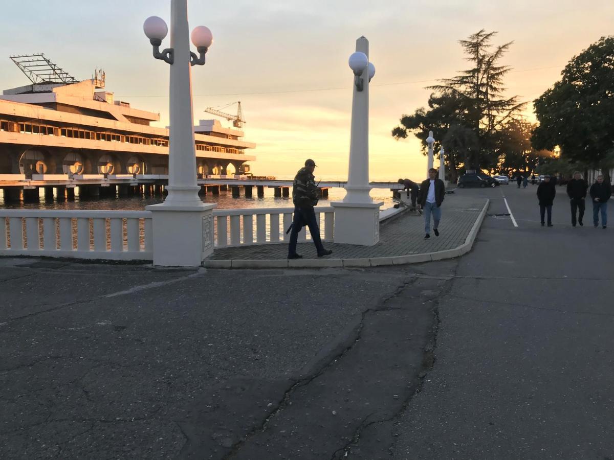 Гавань Ξενοδοχείο Σουχούμι Εξωτερικό φωτογραφία